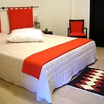 Al Ritrovo 3* 카스텔루치오