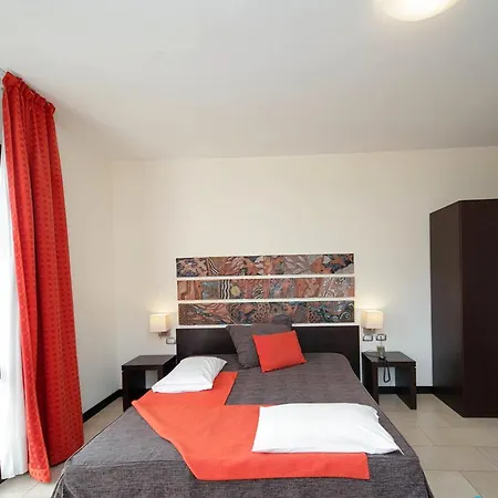Al Ritrovo Ristorante & 3*